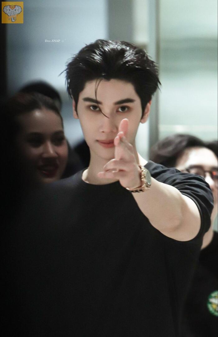 fessthaii's tweet image. ftd! gawaat mukanya udah mulai antagonis😭😭