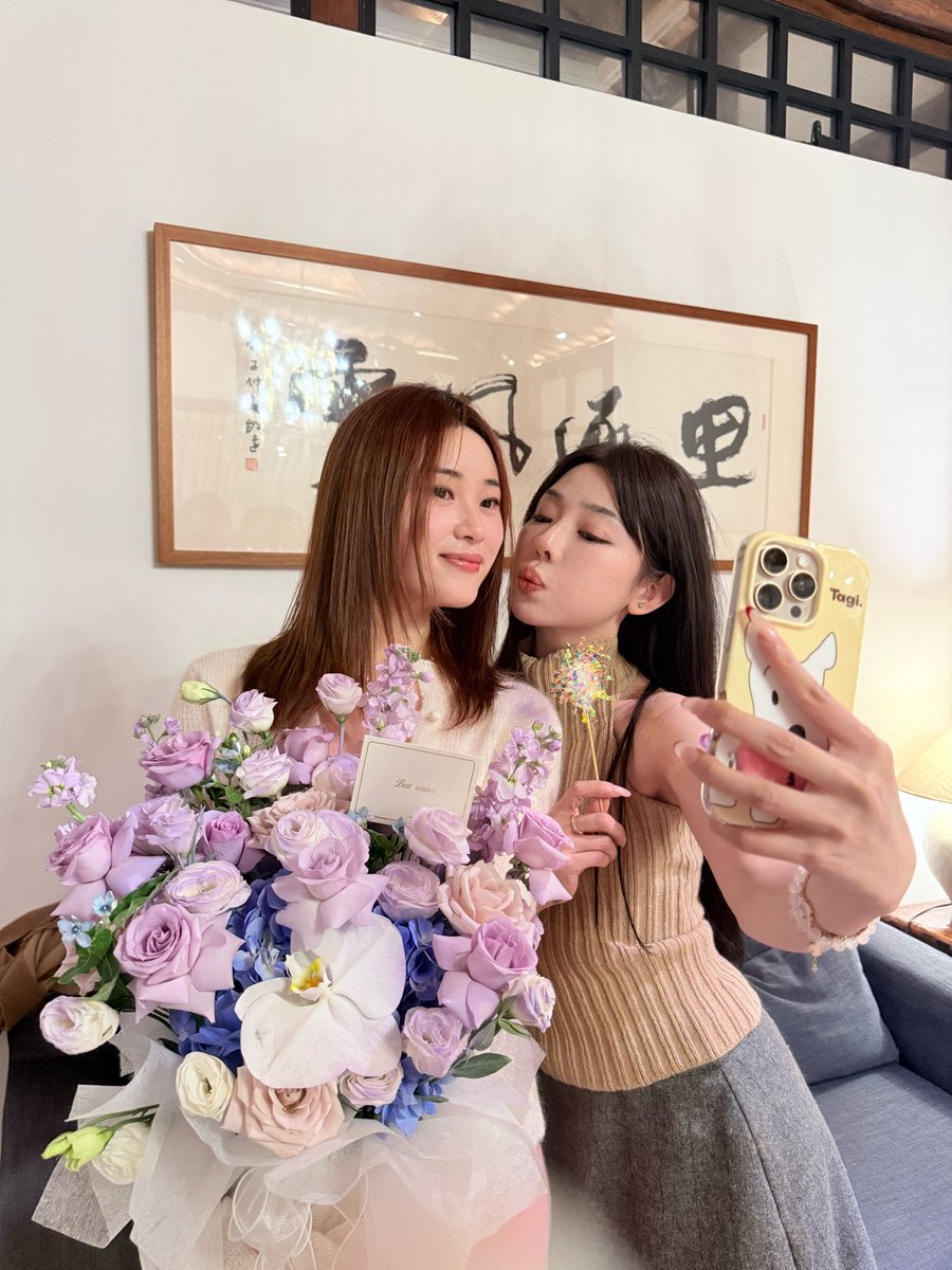 陪亚洲最值得交往女明星过生日啦🎂<a href="/Amberoo7/">Amber 2.0 💙</a> 

粉丝团：
大鱼<a href="/ShuYu622/">大鱼🔶BNB</a> 
Yoda <a href="/Yoda_web3/">加密溜溜球</a> 
大美<a href="/CryptoUnaa/">大美Una</a>