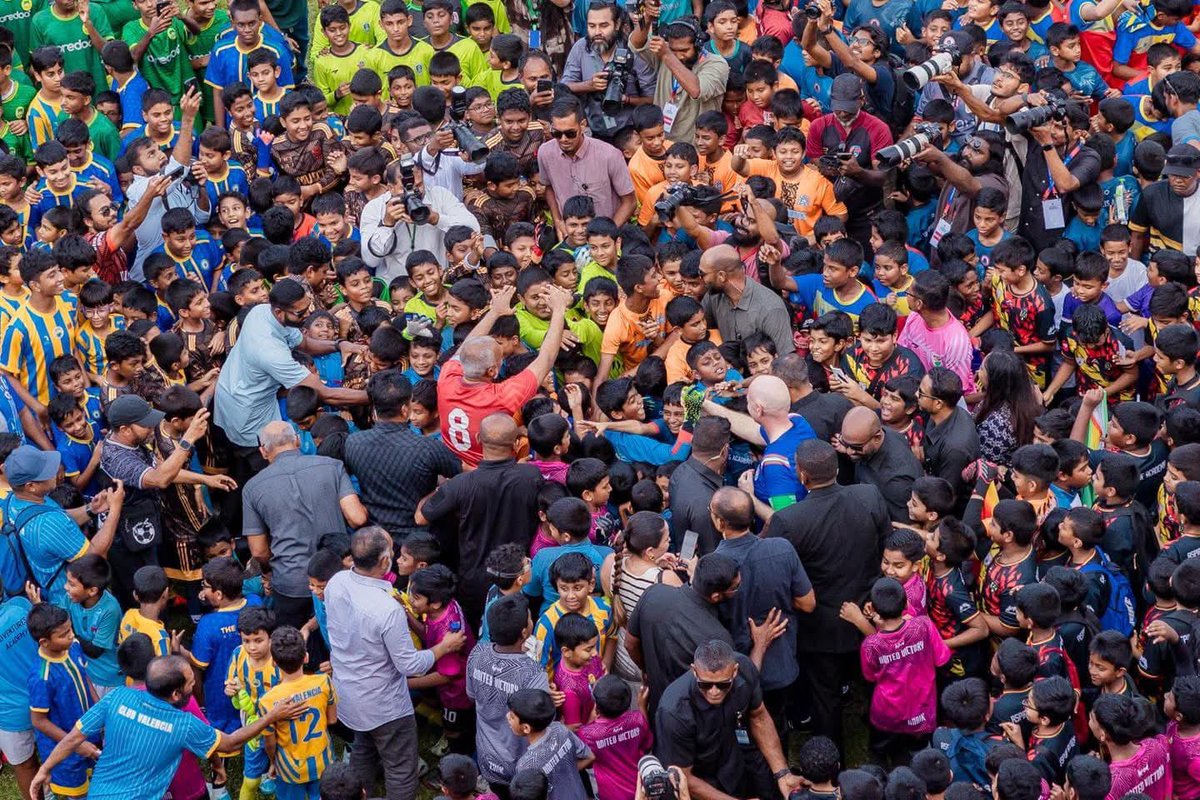 Football unites generations ⚽️ 
📸 <a href="/Mihaarunews/">Mihaaru</a>