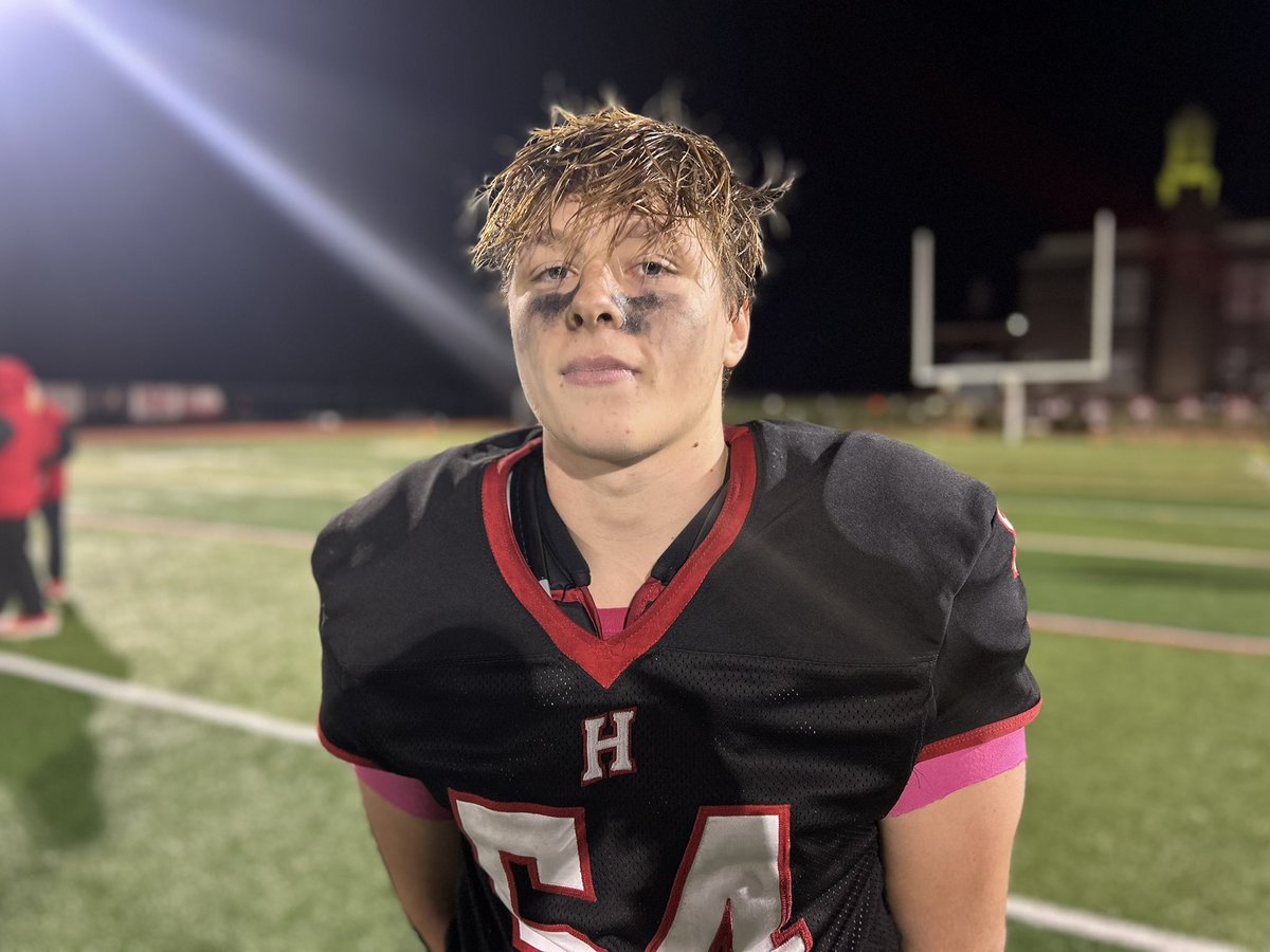 You heard his name all night. Logan Rhea loves life in the trenches and played a big part in Haddonfield’s win over PVI. Stay tuned. Story in a bit 🏈🏈

<a href="/HMHSathletics/">HMHS Athletics</a> <a href="/haddonsfootball/">Haddonfield Football</a> <a href="/WJFCA2020/">WJFCA2020</a> <a href="/LoganRhea13/">Logan Rhea</a>