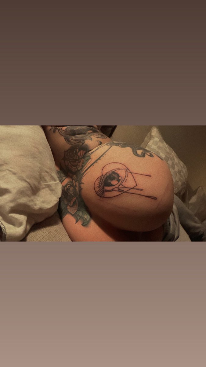 Kellzz_isguilty tweet media