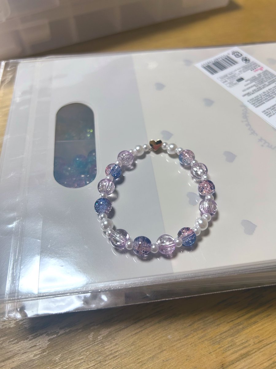 min_aya__'s tweet photo. 大好きないとこにブレスレット作った☺️ https://t.co/oT5uww5KjW