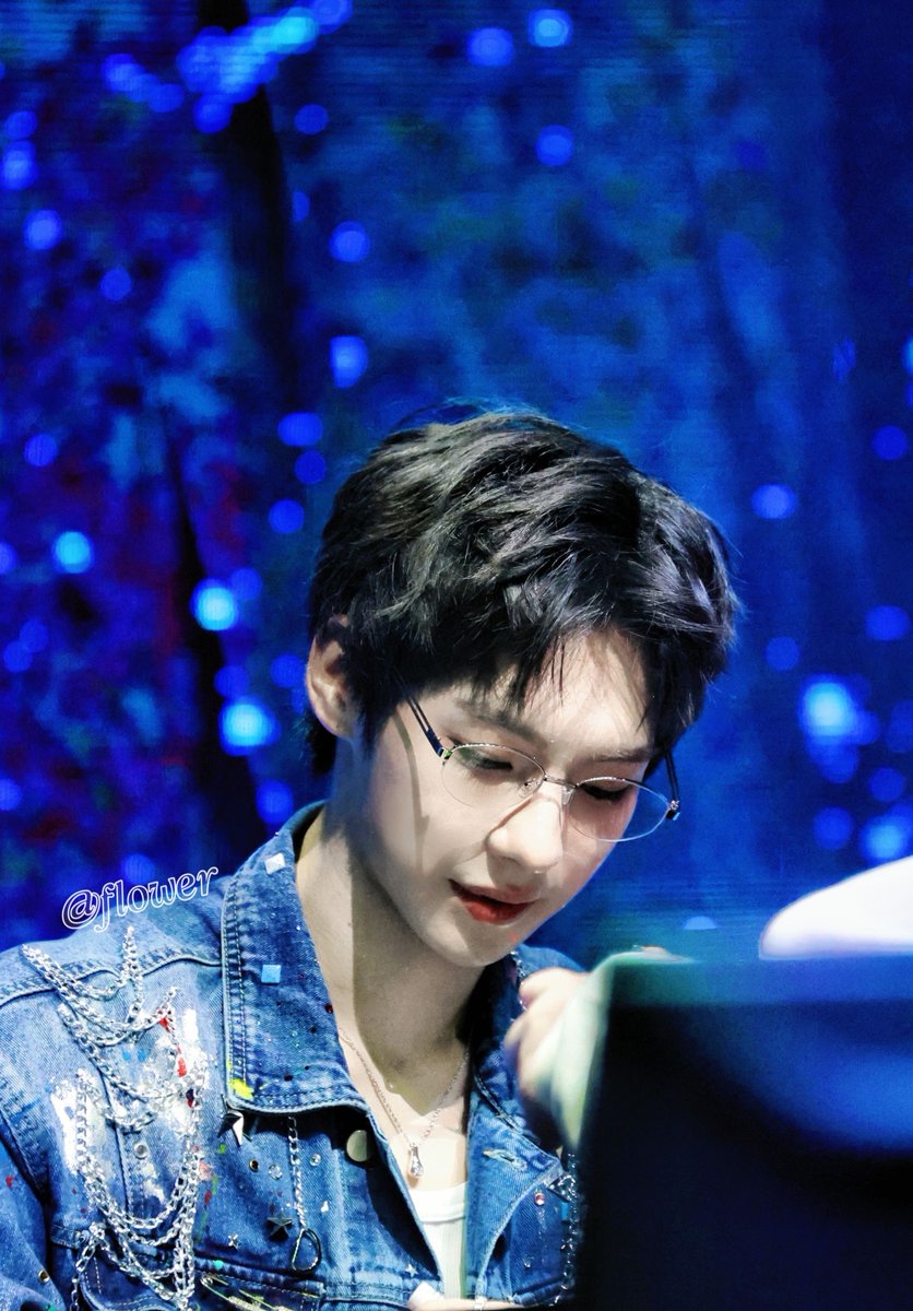 flowe_paint's tweet photo. 20251018 颜安生日会

一些小彩蛋
#颜安 #颜安生日会 #颜安1027生日快乐 #yanan #YanAn #Yanan https://t.co/SHoQn456WP