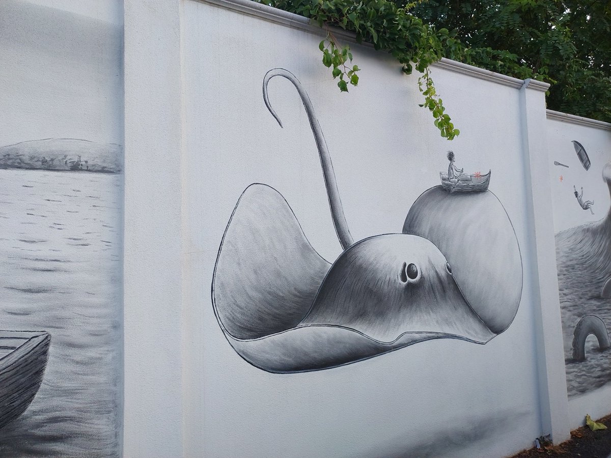 EmanuelaMorell1's tweet photo. #MarinaDiRavenna
#murales
#photoEM https://t.co/1Oj6xje4oe