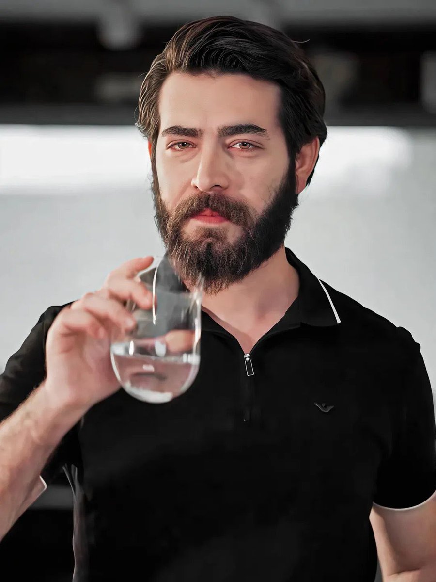 #BarışBaktaş Handsome, elegant A beautiful and distinguished advertisement for someone who deserves🖤