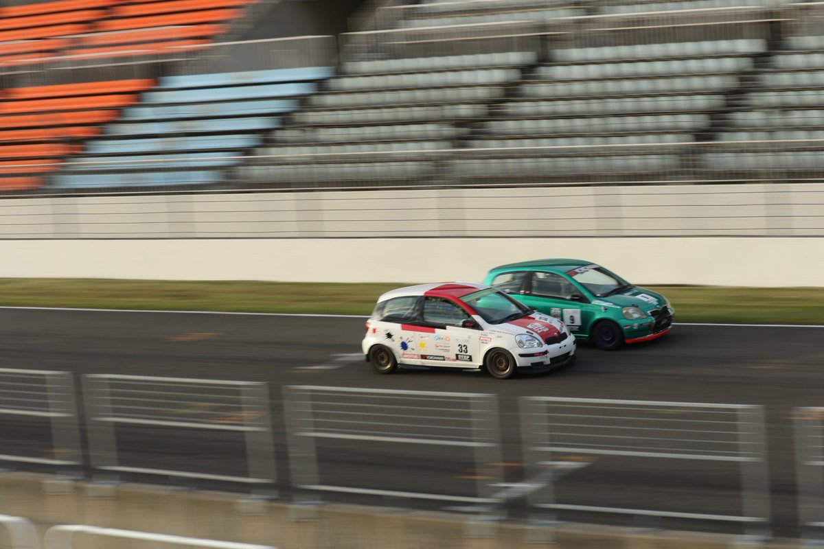 rusio_k's tweet image. 2025.10.19 
北海道クラブマンカップレースRd.5
TOYOTA GAZOO Racing 
 N1-1000 北海道シリーズ 第5戦 決勝

西日が眩しかった😁

#十勝スピードウェイ
#ヴィッツ #Vitz