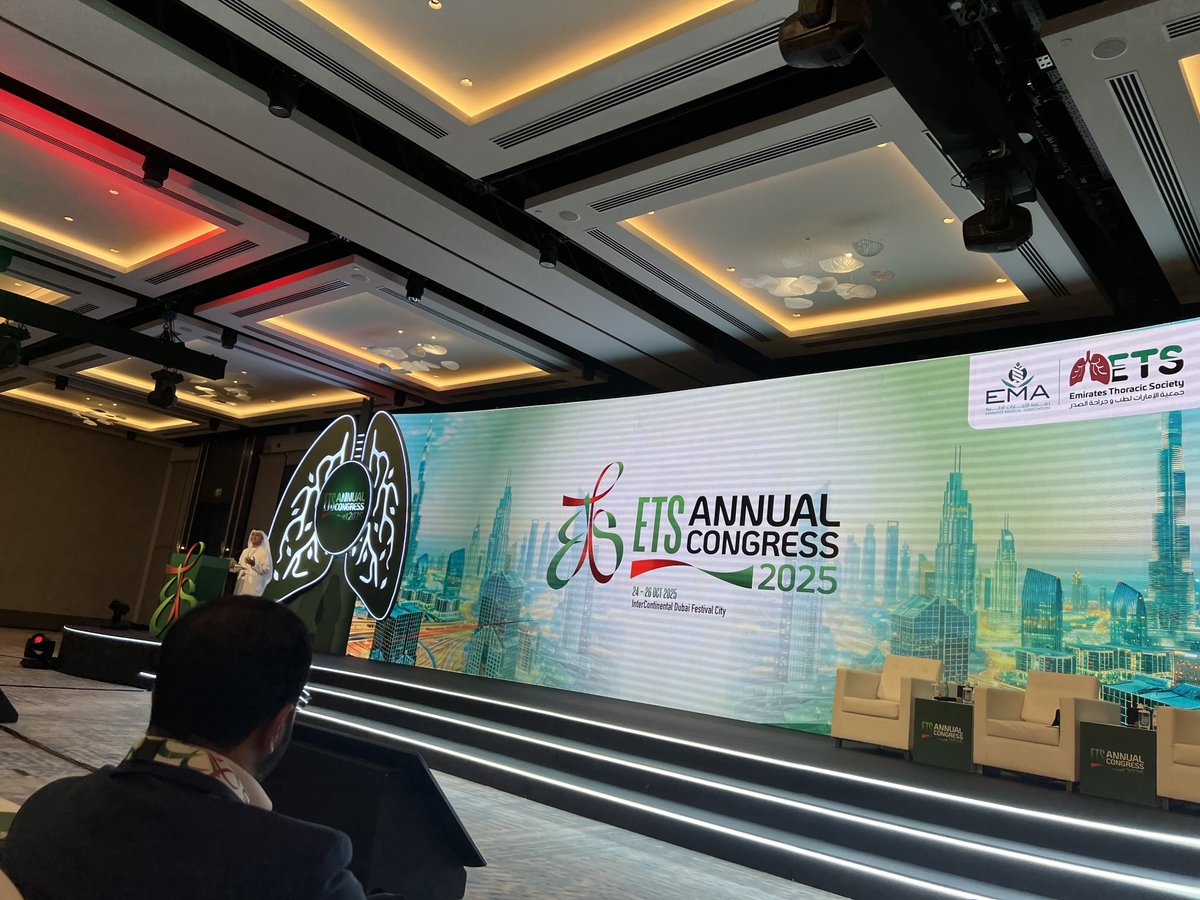 افتتاح مًؤتمر جمعيه الامارات  لأمراض وجراحه الصدر  ب رئيس الجمعيه الاستاذ الدكتور أشرف الزعابي 💐بوركت الجهود