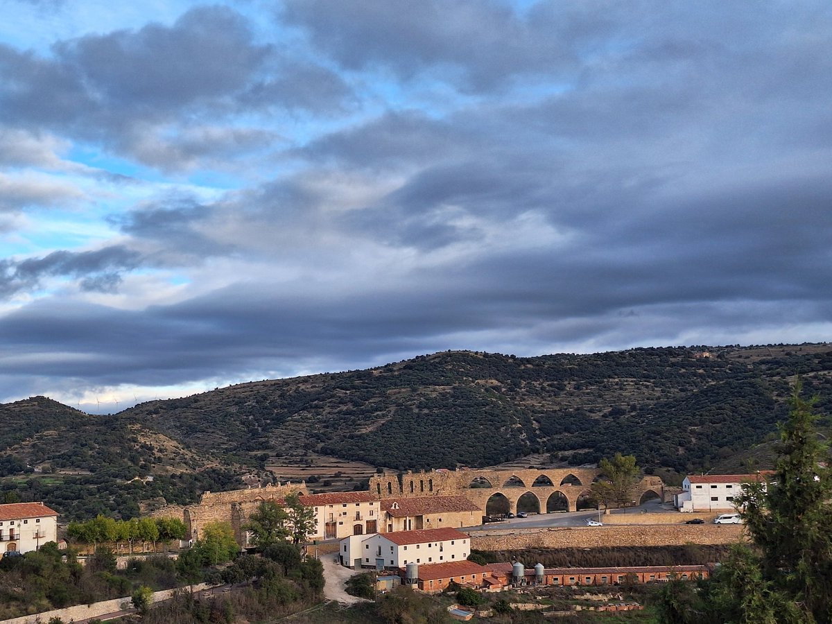 Observatori #Morella T. Mínima 13,0  ⁰C, T. Mínima fàbrica  de Giner 8,1 ⁰C, 1011,4 hPa , cielo  nuboso. Buen sábado. 
 <a href="/AEMET_CValencia/">AEMET Comunitat Valenciana</a> <a href="/AlexMuozGarc/">Álex Muñoz 💯 🧡</a>
 <a href="/AlendaMavi/">Mavi Alenda Morán</a>  <a href="/fran40tf/">☀⛅️️fran40 ☔️</a>
    <a href="/rasalvi49/">Ramon Salvi</a>   <a href="/Fran_Lorenzo95/">Fran Lorenzo</a>  <a href="/minervagra/">Minerva GG</a> <a href="/sibilafc/">Silvia Ferrer</a> <a href="/fran40tf/">☀⛅️️fran40 ☔️</a> <a href="/apuntoratge/">À Punt Oratge</a> <a href="/anamaria190977/">Ana María Herrero</a>