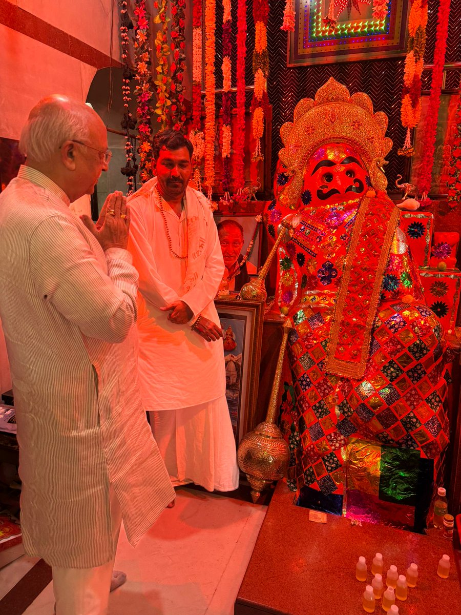 આજે શનિવાર ના રોજ ધ્રાંગધ્રા તાલુકા ના નારીચાણા ખાતે પ્રખ્યાત નારીચાણા હનુમાનજી દાદાના દર્શન કર્યા અને દાદા ના આશીર્વાદ પ્રાપ્ત કર્યા.