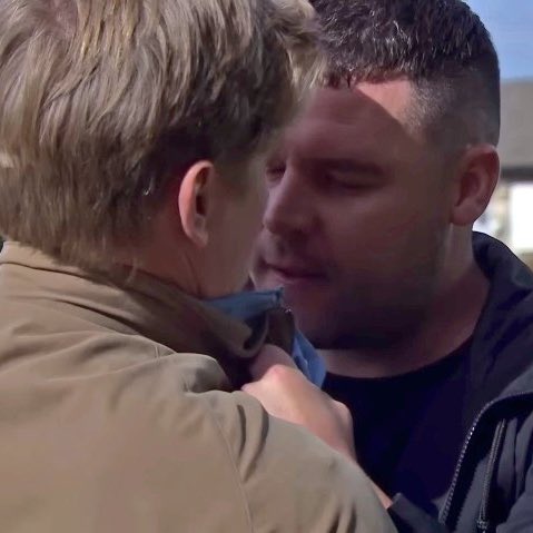 cosmicrobron's tweet image. kings of angst
#robron
