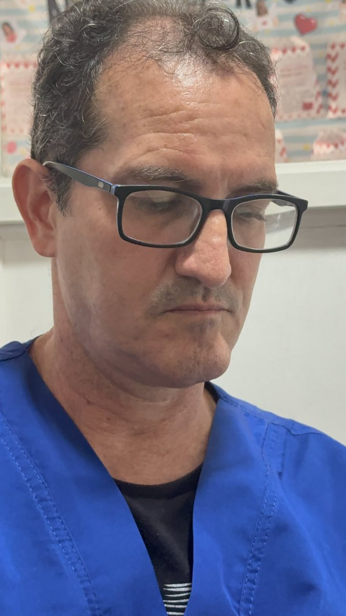 IndelebleD10's tweet photo. @ColombiaOscura 🚨 ADVERTENCIA PÚBLICA 🚨
Quiero compartir por redes sociales las fotos del  señor Juan Diego Vélez, de la ciudad de Medellín, amante de lo ajeno, el cual se robó de las cuentas bancarias una gran suma y falsificó documentación 
CUIDADO CON ESTA 🐀 https://t.co/cWMV4ttojv