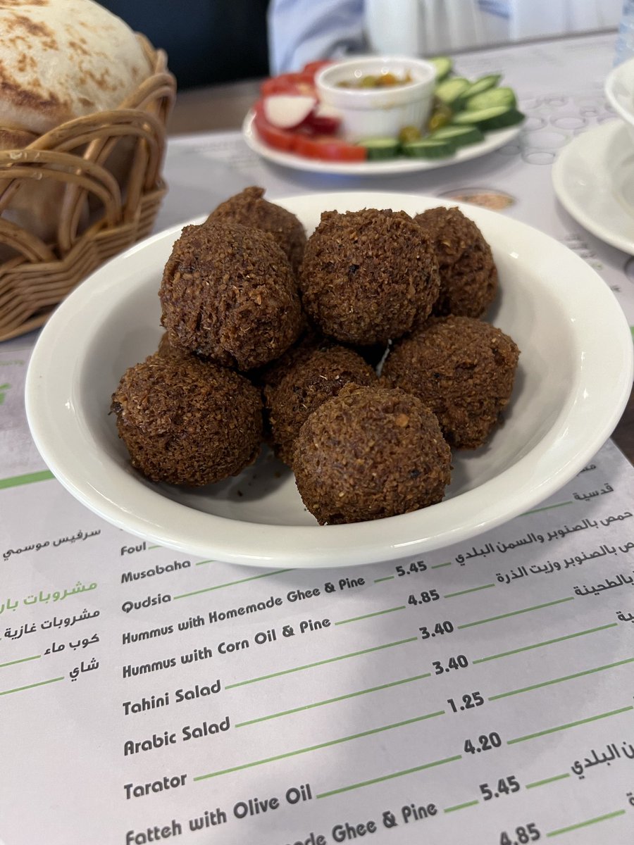 NicolaiofArabia's tweet photo. #Falafel and #hummous at #AbuJbara #Amman #Jordan #فلافل #حمص #الأردن https://t.co/wTdpOAC7wA