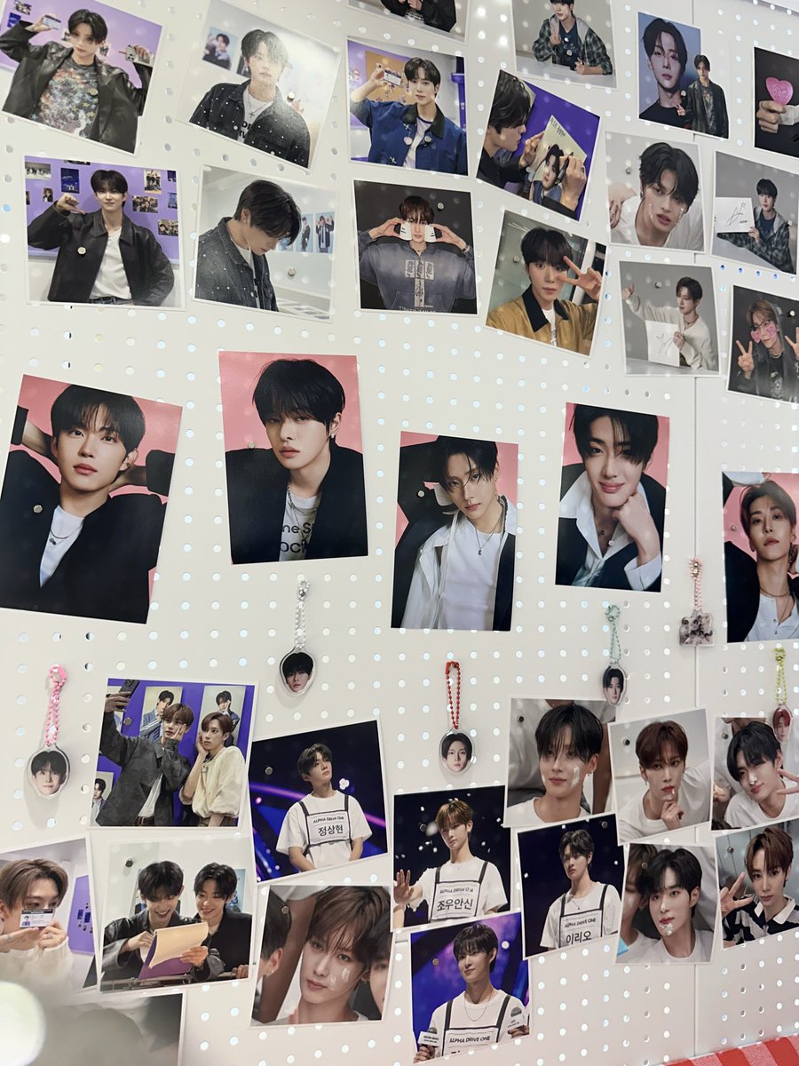 seo08071's tweet photo. #함께_빛나자_ALD1
#ALPHADRIVEONE  #ALD1 
#알파드라이브원 

알디원 응카!!!
알디원 사랑해♥️ https://t.co/O1olkCtVlo