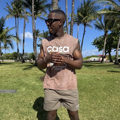 thinkthatimTOBI's tweet photo. #NewProfilePic https://t.co/gDNRDKAb4y