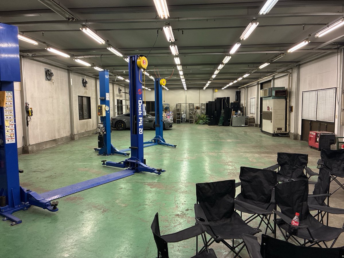 知り合いの社長さんに招待いただき男のロマンが詰まったスペースを見せて頂きました😍
また面白い事がはじまる予感✨

#御殿場 #ガレージ