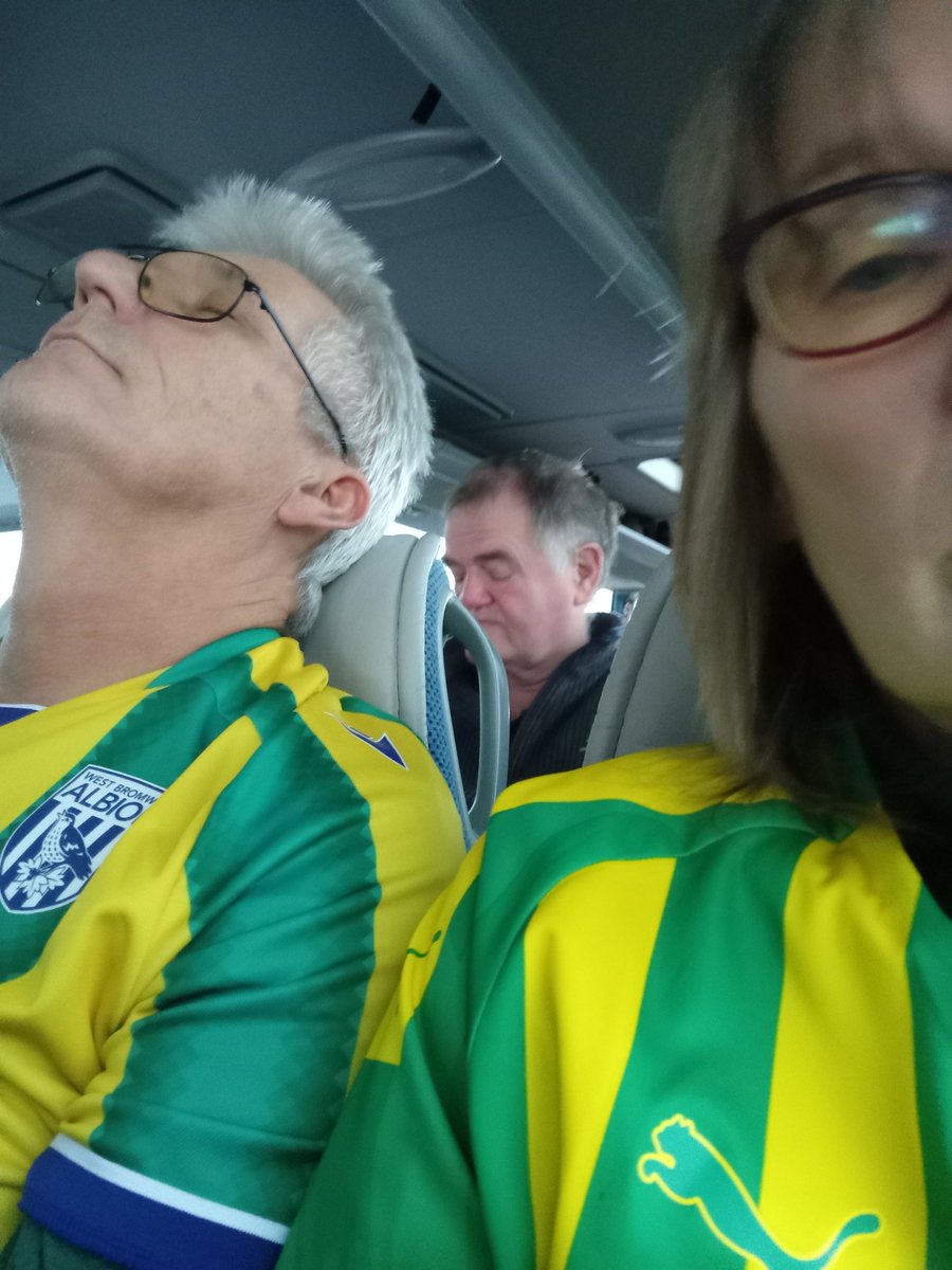 jo_poole1's tweet photo. @WBA Long journey.....
#wba #glosterbaggies https://t.co/7DwBzXLGJS