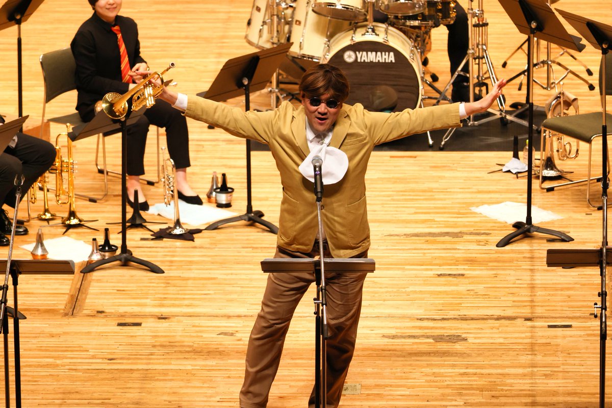 昨年のサービスタイムより

「ハトと少年」を演奏する、大佐🎺🕊️

今年のサービスタイムもお楽しみに😌🤍

🌟RaPPar's(ラッパーズ)🌟
 第15回公演 
2026年3月8日(日)
13:45開演
横浜市瀬谷公会堂<a href="/seya_hall/">横浜市瀬谷公会堂</a> 

ご予約はこちらから⤵︎
forms.gle/jhTXMCQffYav7G…