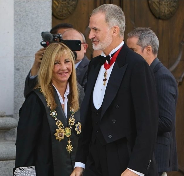 ISABEL PERELLÓ, PRESIDENTA DEL CGPJ, Y SUPUESTAMENTE "PROGRESISTA", TRAS SUS DURAS CRÍTICAS A PEDRO SÁNCHEZ POR SU NULO RESPETO A LOS JUECES Y A LA SEPARACIÓN DE PODERES, HA DADO GOLPE EN LA MESA Y HA ARREBATADO POR SORPRESA TODO TIPO DE POSIBILIDAD DE CONTROL DEL CGPJ A LOS