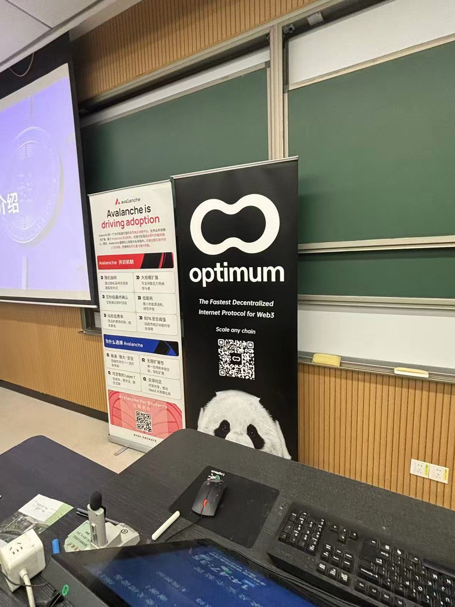 MadisonYear's tweet image. 参加区块链粥复旦场活动 @chainlink  @复旦区块链协会
@get_optimum 
@avalanche @FudanBlockchain