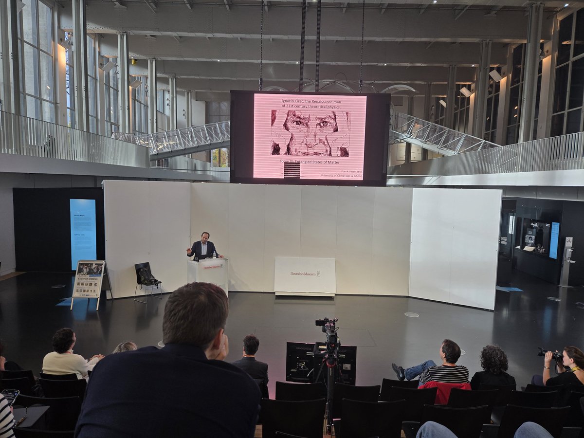 AntoineTilloy's tweet photo. At the @DeutschesMuseum, Frank Verstraete explains how Ignacio is really the Renaissance man of the second quantum revolution.

(Viva Quantum conference for the 60 years for Ignacio Cirac in Munich) https://t.co/56jN0oGRnC