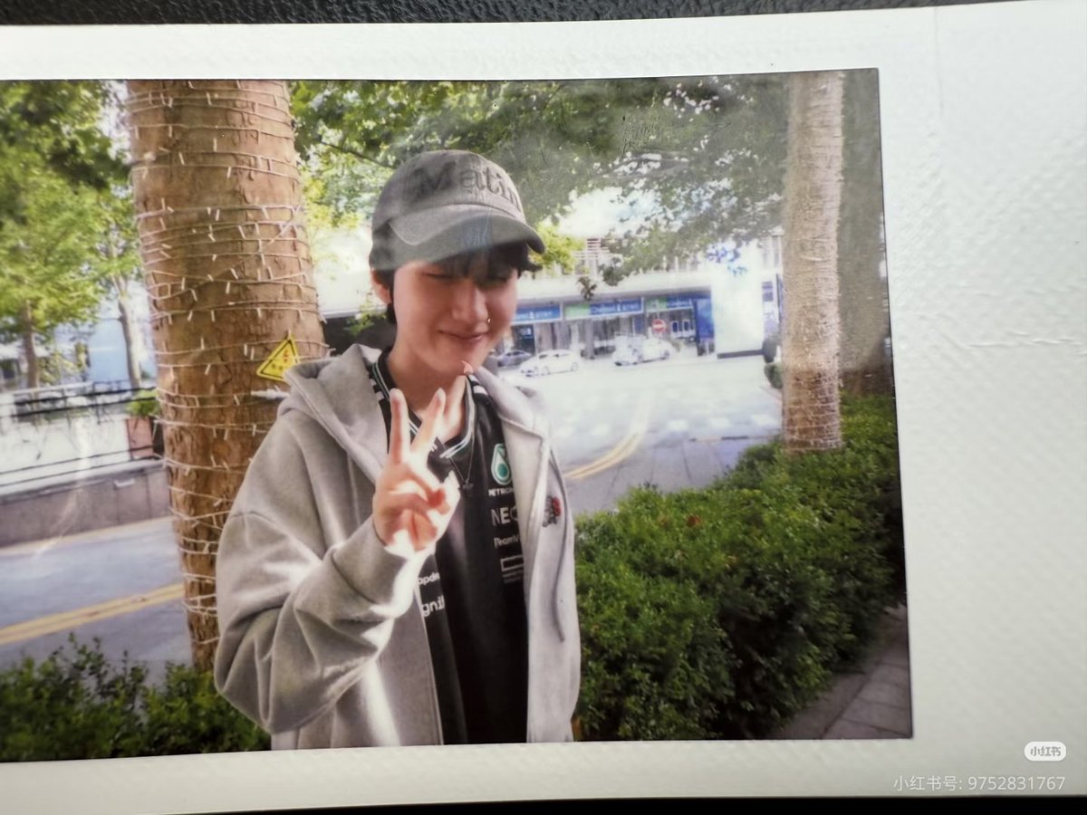 ㅈㅉ 귀여워 🥜🧢✌🏻