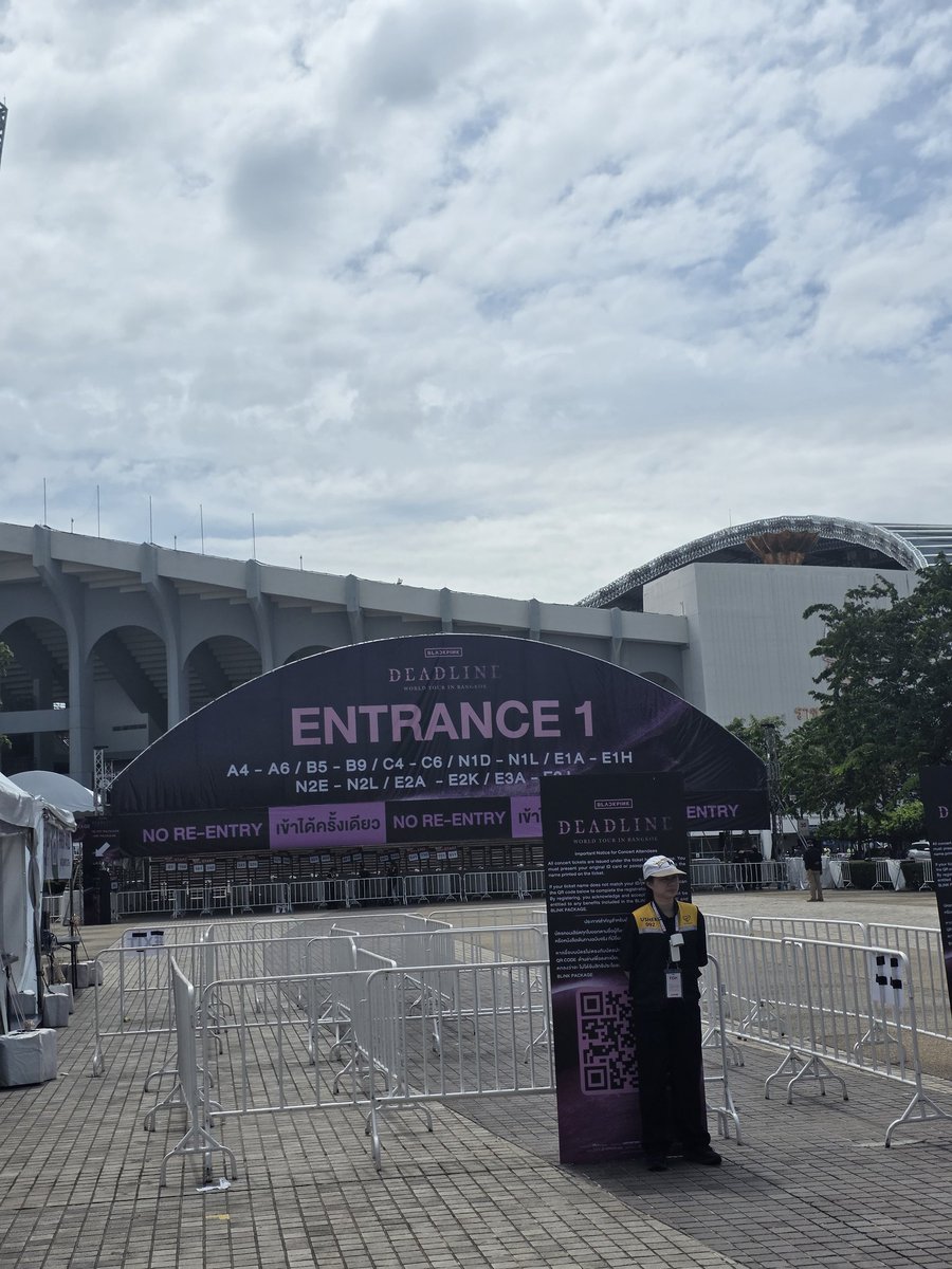 _15aprr's tweet photo. รับฝากของหน้าคอน BLACKPINK
ราคา 50฿ ทุกอย่าง รับคืนหลังจบงาน
เดอนมาหาได้เลยค่ะ
📍เต้นท์สีขาวจุดประชาสัมพันธ์ ที่ทางเข้าคอน 1 โดยจะนั่งประจำหลังเต๊นสีขาวทุกคนเดินมาฝากได้เลยค่ะ🙇‍♀️
📩 dm มาสอบถามหรือสแกนเข้า open chat ได้เลยค่า
#DEADLINE_IN_BANGKOK
#BLACKPINK_DEADLINE_IN_BANGKOK https://t.co/6OahjbPLCc