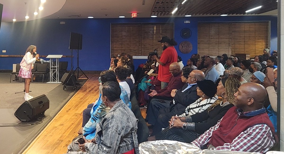 Varonica Mitchell- The VV Show tweet media