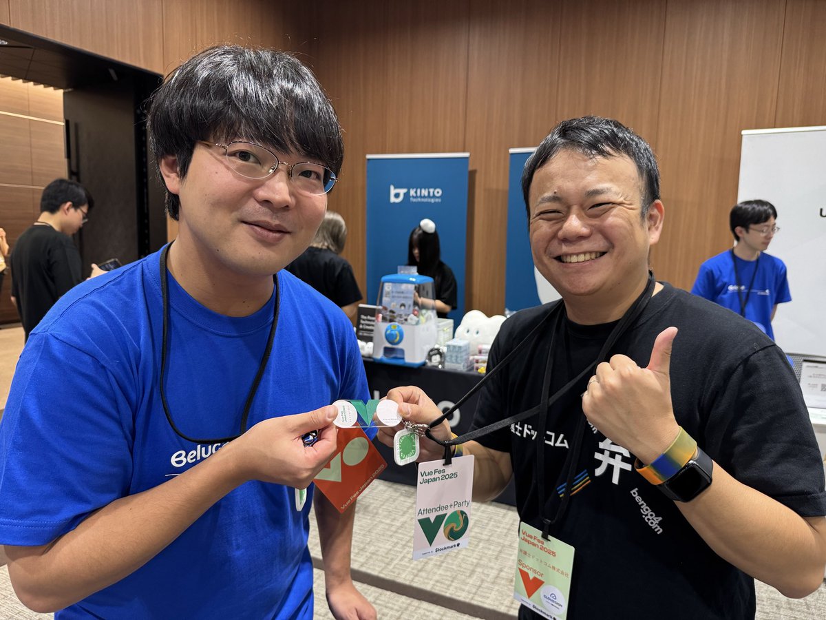 saku_238's tweet image. ユニークビジョン石原さんと揃った！！

#vuefes #vuelink