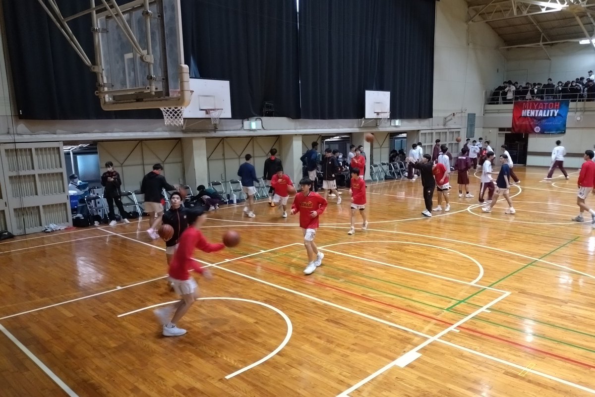 NC_MBBC's tweet image. ウインターカップ静岡県予選
５回戦
沼津中央高校-韮山高校
13:20トスアップです🏀
#沼津中央 #NC #WC #静岡バスケ
