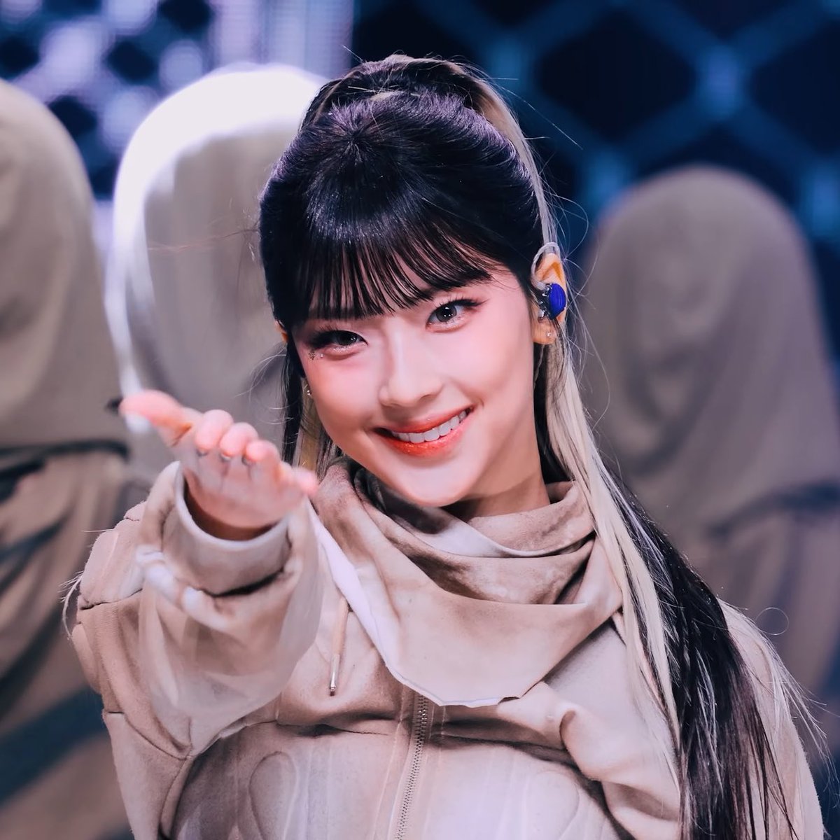 𝓻. (@rukafolder) / Posts / X