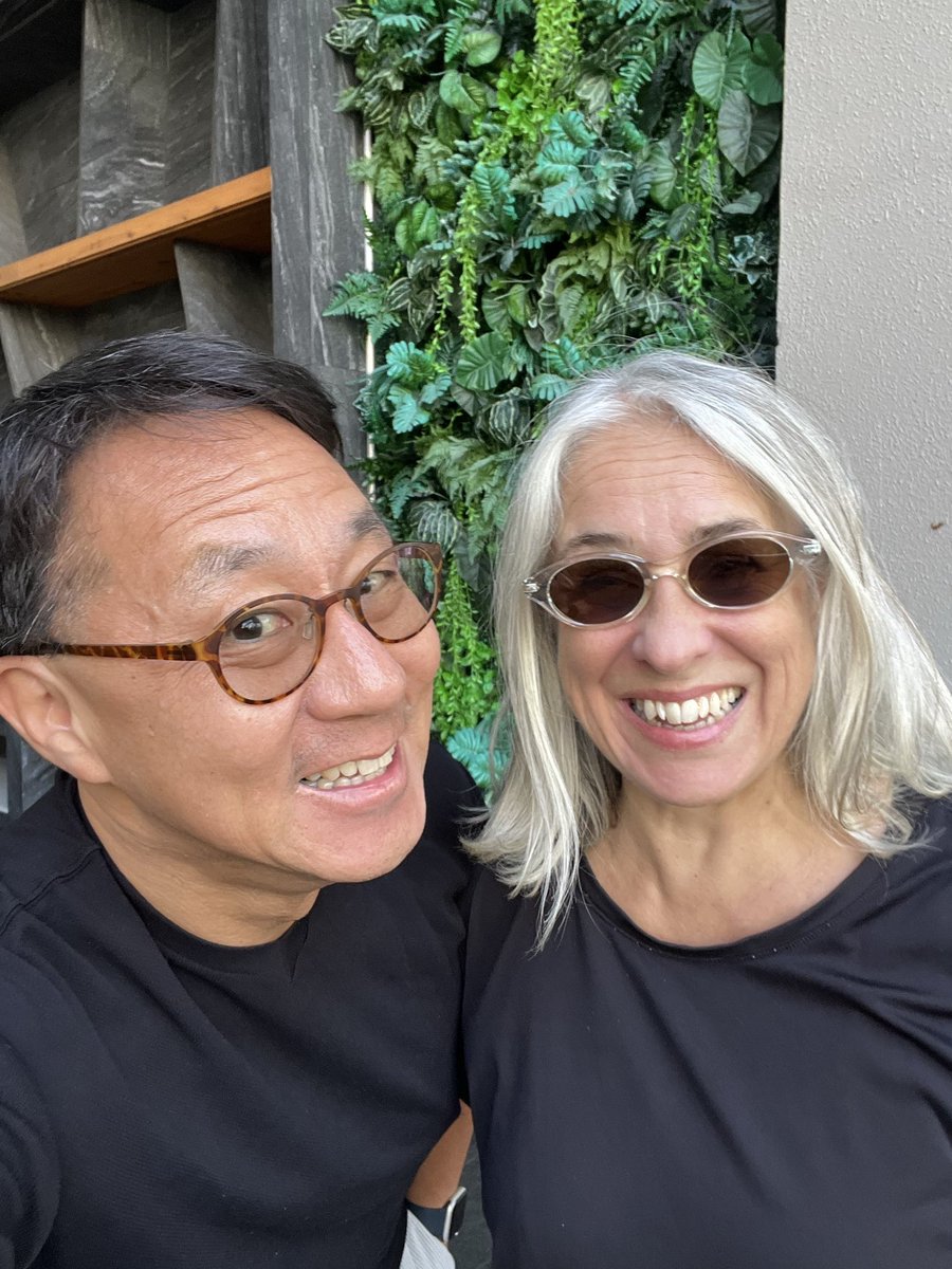 #Canada to #Thailand &amp; the world. “Is Passion Enough? Tony Yike Yang on #Music, Curiosity &amp; Change.” #Elevate #podcast W/ Marisha Wojciechowska

What sustains a life of #excellence? From #Chopin competitions to teaching in communities &amp; playing in prisons…youtube.com/watch?v=EFVfgL…