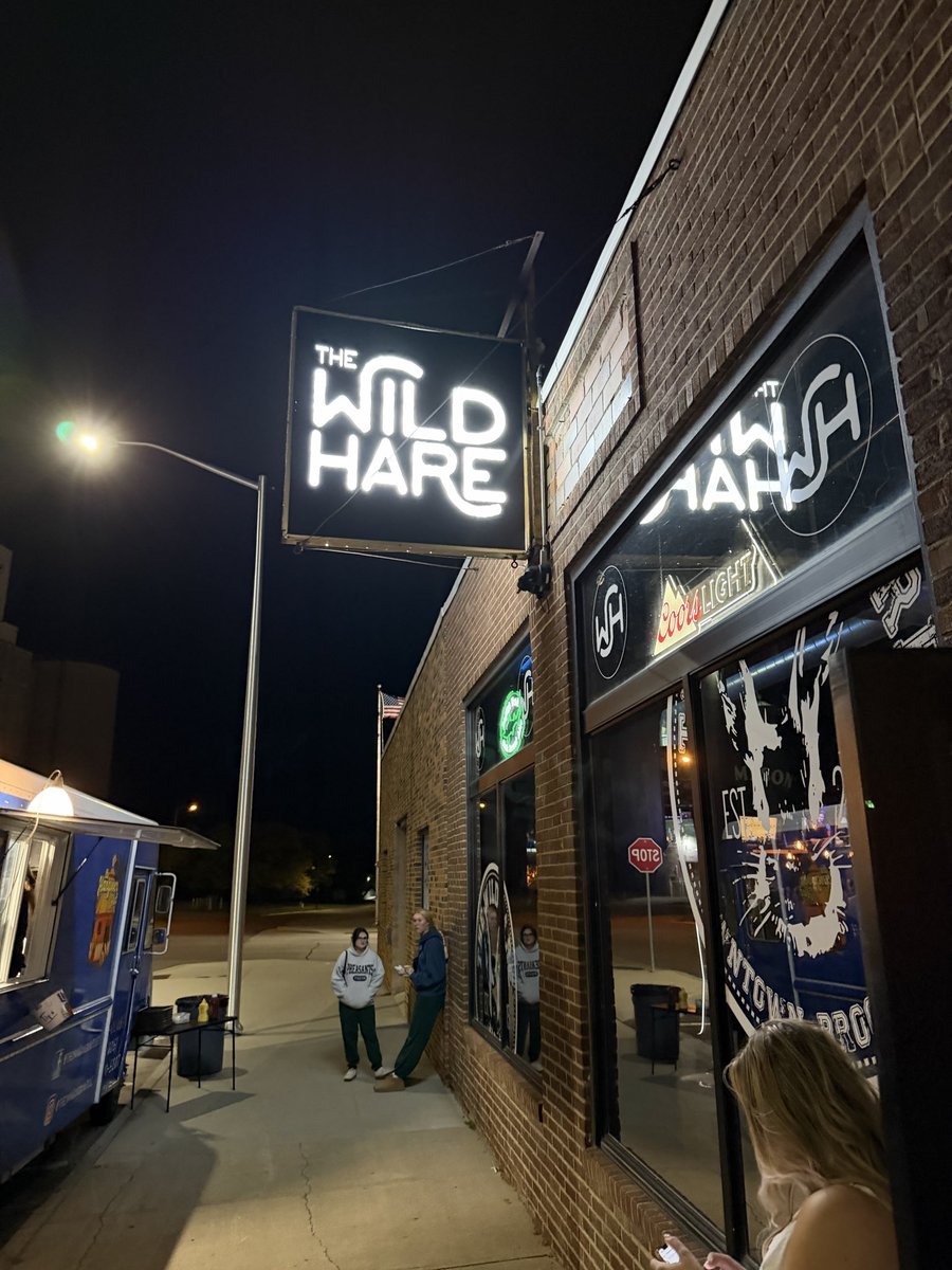 jacksettleman's tweet image. Next.