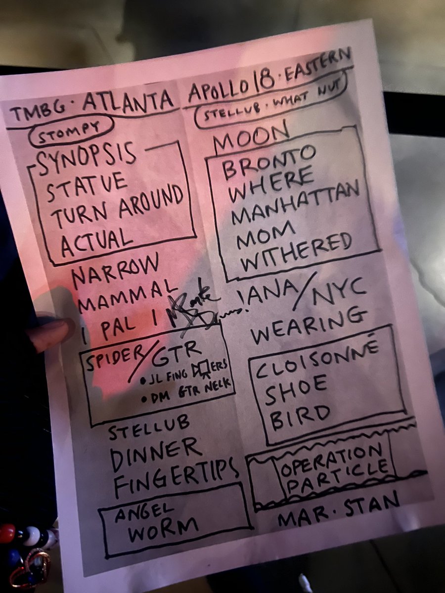 sockfleecy's tweet image. tmbg atl night 1: huUUUHHH???