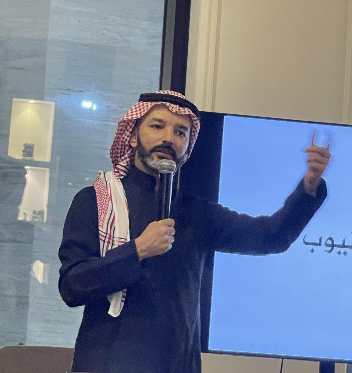oyoungazette's tweet photo. صحيفة عيون الإلكترونية :: نادي رَشف المعاني الأدبي يسلّط الضوء على الأدب والسينما السعودية
@Zainab_antaki https://t.co/B98TbyLtES https://t.co/tZu81ypacg