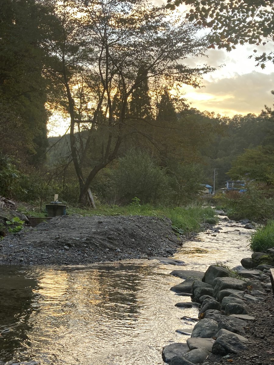 KN7_msc's tweet image. 昨日は近いけど行けてなかった七滝と十和田湖に終演後みんなで行ってきました。
自然を目一杯浴びて心が広くなった気分☀️
いつまででも見られる綺麗な景色でした。
みんなでドライブ楽しかったなぁ🚙

#康楽館
#劇団ゆめいろ