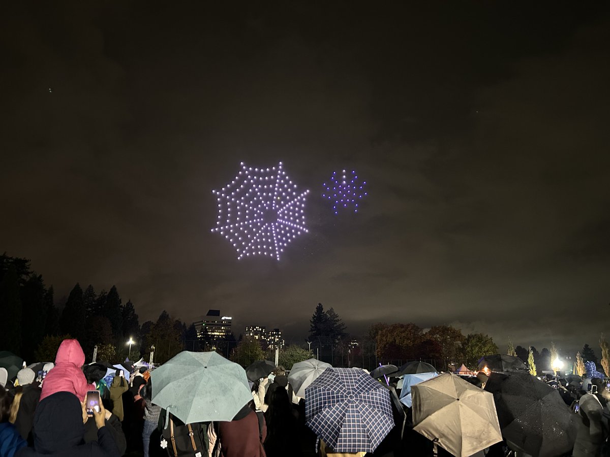 Drrawable's tweet image. The Central Spark Halloween event in Burnaby was so much fun. I loved the drone show. I tried to take pics of all the designs ^_^