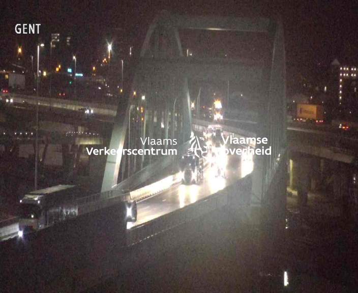 verkeerscentrum's tweet photo. #R1 Het eerste deel van de bypass is opengesteld richting Nederland tussen de #AfasDome (#sportpaleis) en knooppunt Antwerpen-Noord. https://t.co/vFtJDjRCPr