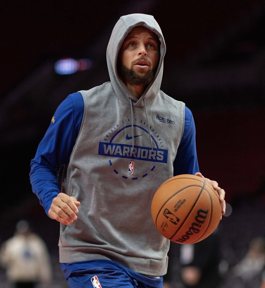 PolymarketHoops's tweet image. Steph Curry this season:

33.3 PPG
4.3 RPG
4.7 APG
2.3 SPG
53/46/100%