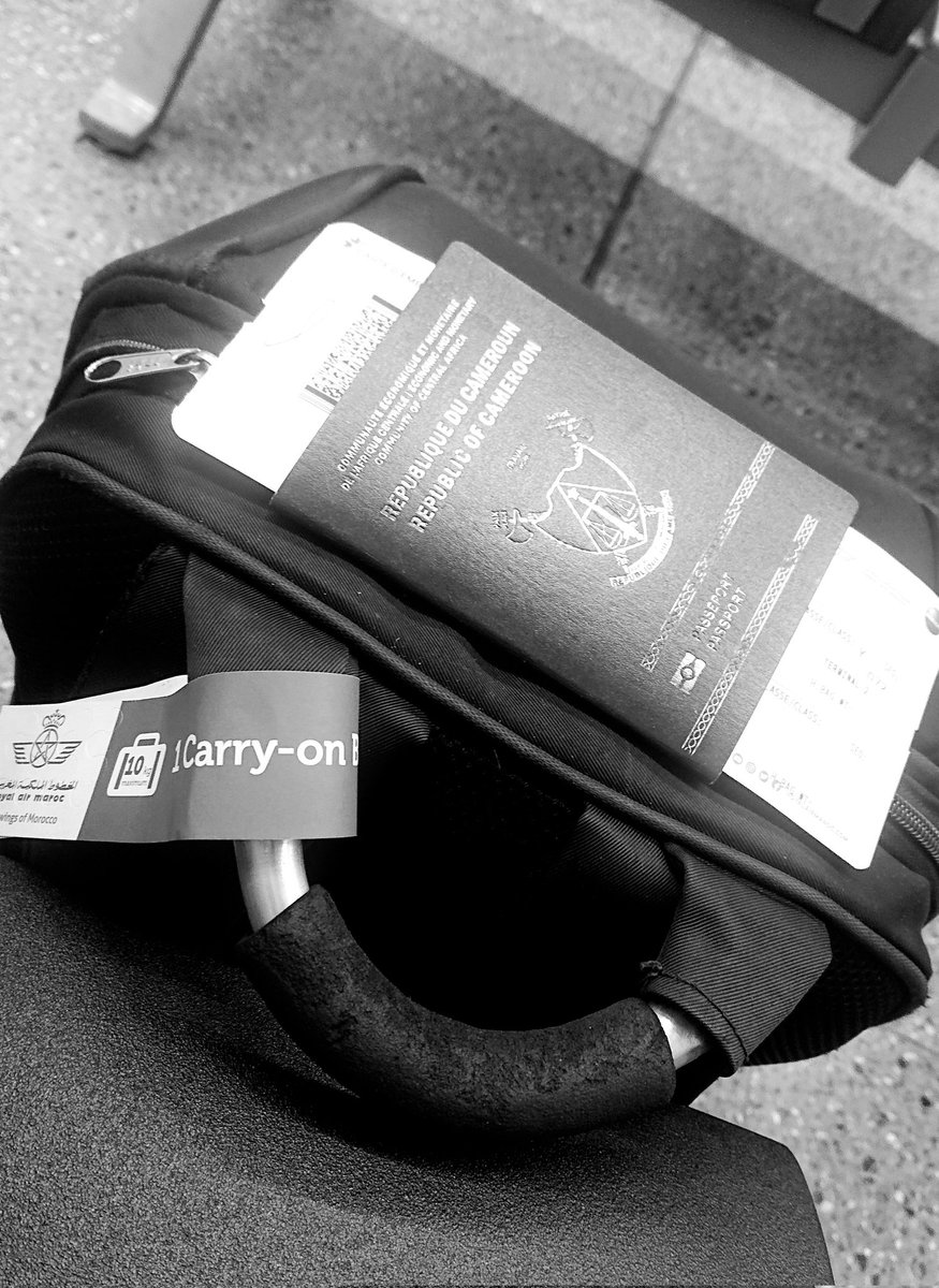 Make we take small fresh air.