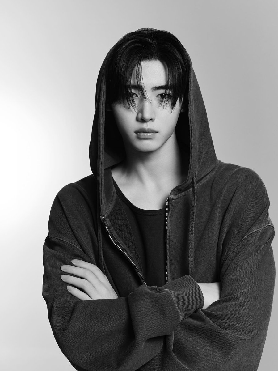 PSHGlobalTeam's tweet image. [MUSINSA] 251025

MUSINSA China update with #SUNGHOON 🤍

“Unlock the Dirty Fit with #ENHYPEN_SUNGHOON
This winter's fashion secret—the Dirty Fit is here! Its effortlessly relaxed core and Korean-style oversized, washed-out exterior create a classic style that adds a rich story…