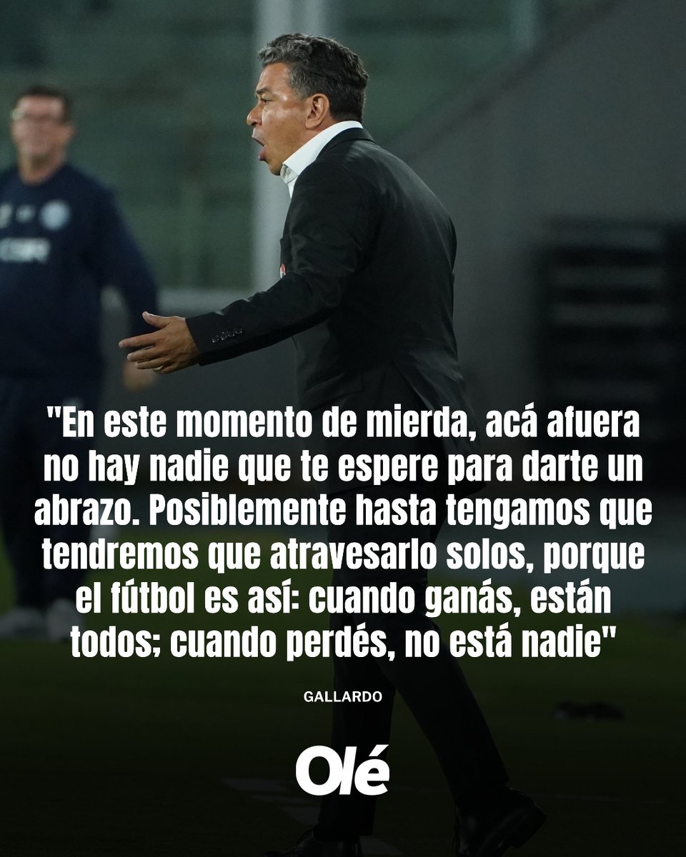 DiarioOle's tweet image. "En este momento de mierda, acá afuera no hay nadie que te espere para darte un abrazo ni llevarte a algún lugar. Posiblemente hasta tengamos que entender que tendremos que atravesarlo solos, porque el fútbol es así: cuando ganás, están todos; cuando perdés, no está nadie"

✍️…