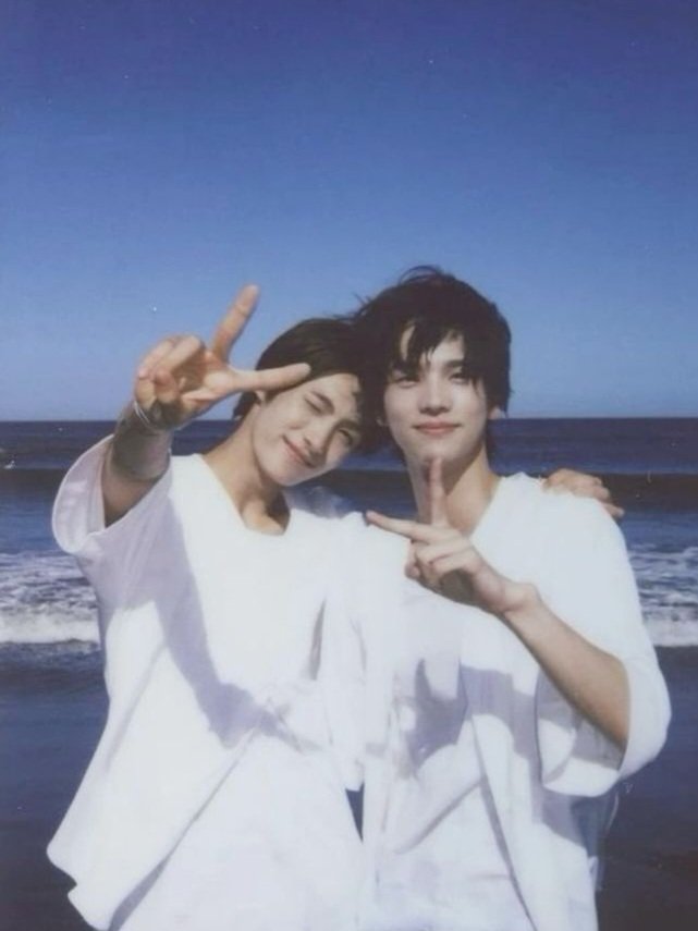 suouranus's tweet photo. perkara luka yang ingin disembuhkan, katanya #nidjae

short au (10) https://t.co/4kD7W8chDV