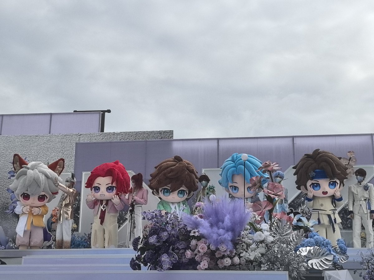 WXWZ_unofficial's tweet photo. WXWZ mascots πβ¨οΈπβοΈπ
#wxwz #ζ ιηθ
ε’ #WXWZ_RockAndBlossoms #InfiniteKingGroup #HonorOfKings #HonorOfKings10thAnniversary https://t.co/PoOJL0RC4r