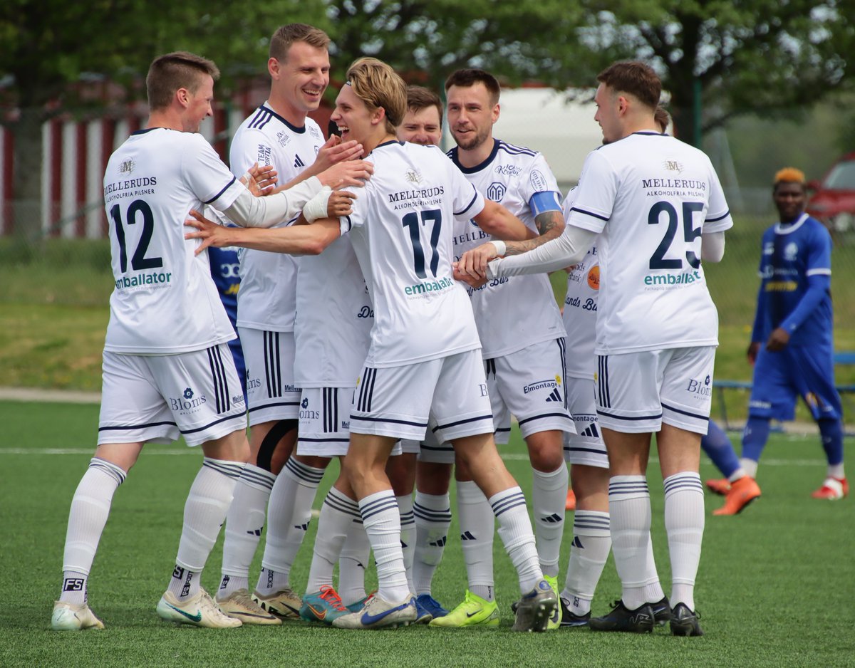 MellerudsIF's tweet image. 📋| Inför: Mellerud tar emot Tranemo för kvalmatch nummer 3

Idag skall allt avgöras!

Läs mer här 🔗👉 mellerudsif.se/mellerudsif-he…

📷 Marcus Ek

#MIF2025