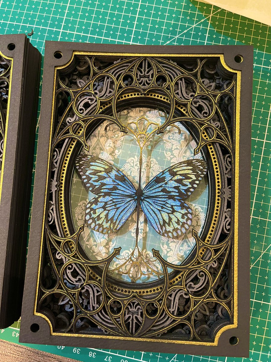 彫刻切り絵 輿石孝志 10月11.12.13原宿 (@cosmic0605) / Posts / X