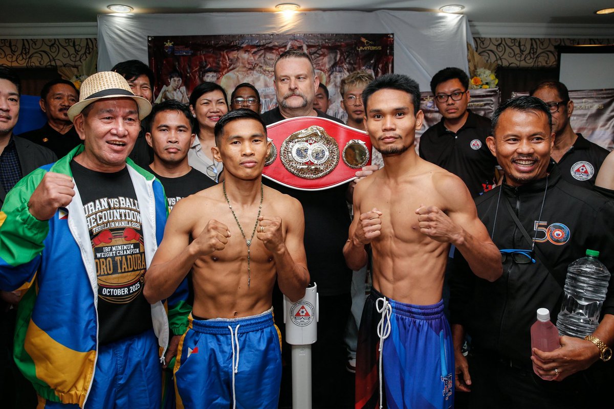 OneSportsPHL's tweet photo. ALL-FILIPINO WORLD TITLE SHOWDOWN! 🇵🇭🔥

Defending champ Pedro Taduran (18-4-1, 13 KOs) and unbeaten challenger Christian Balunan (12-0, 7 KOs) both hit the scales at 104.3 lbs, making their 12-round title clash official!

#BoxingPH #TaduranBalunan

📸 Wendell Alinea https://t.co/3inE8vOrcX
