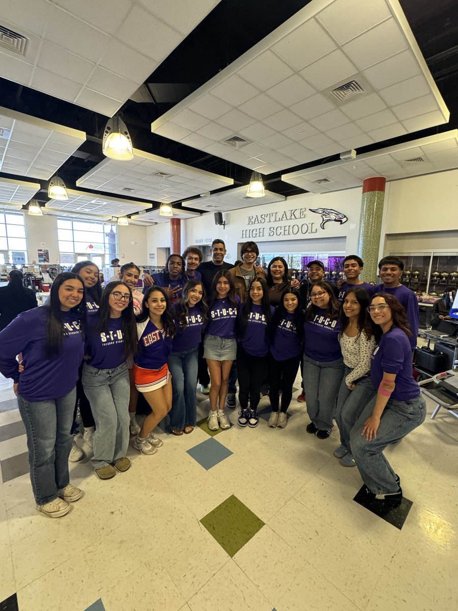 Erika Lara tweet media