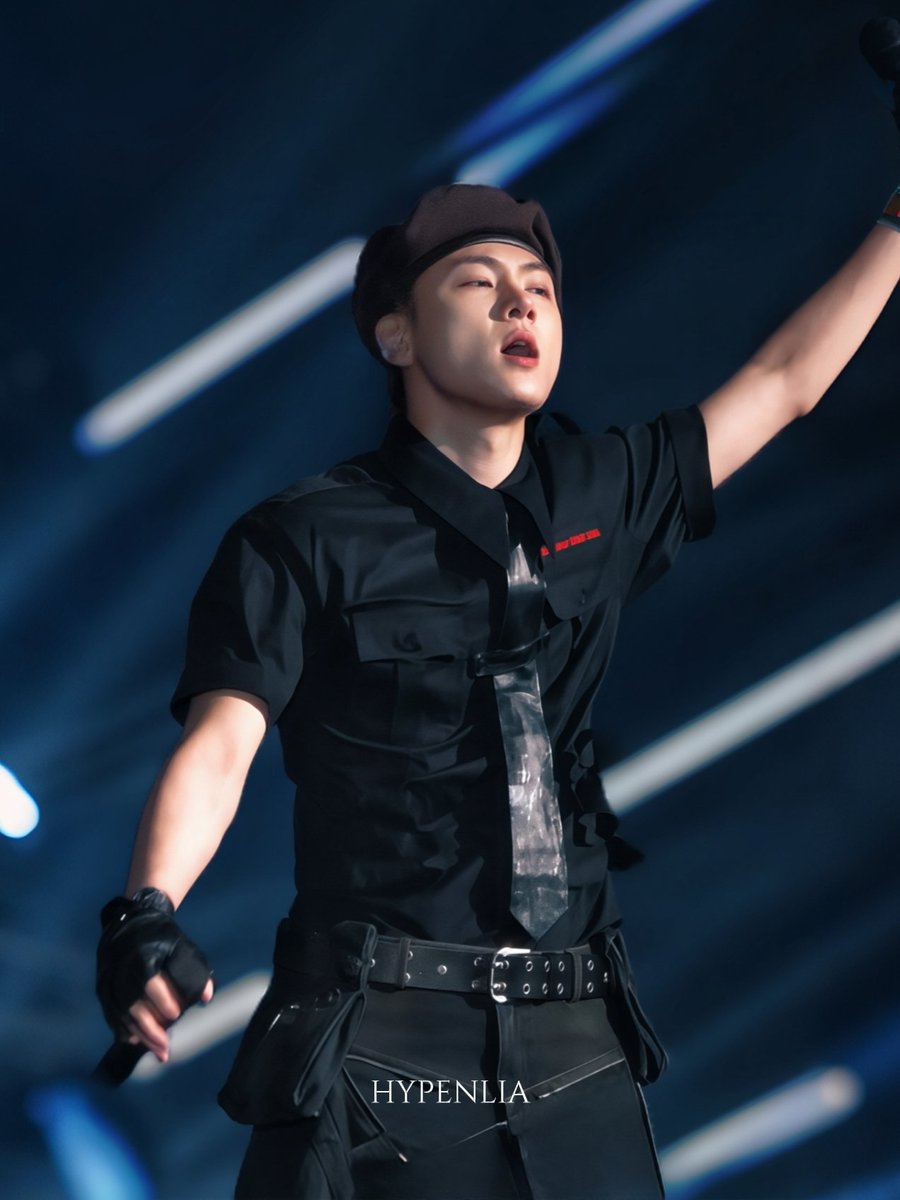 hypenlia's tweet photo. JAY ♡
251019 — SECTOR K
JAY in this outfit??? be so real 🔥 he looks insane!
#ENHYPEN #엔하이픈
@ENHYPEN_members
#JAY #박종성 #ジェイ #SectorK #엔하이픈 https://t.co/BNNl1UVfbN