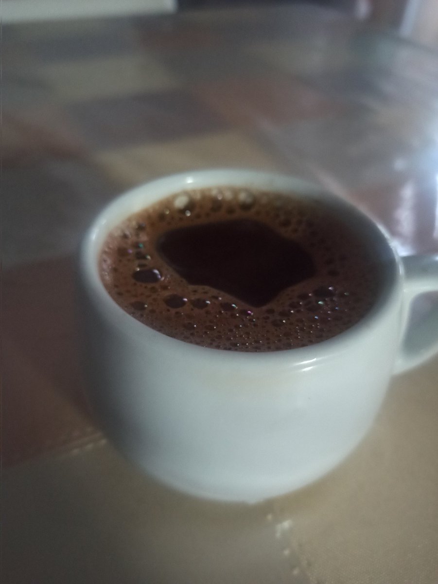 Νίκος Παπάζογλου 
Μόλις ξυπνήσω το πρωί 
youtu.be/Z2sw9_iQhz4?si…