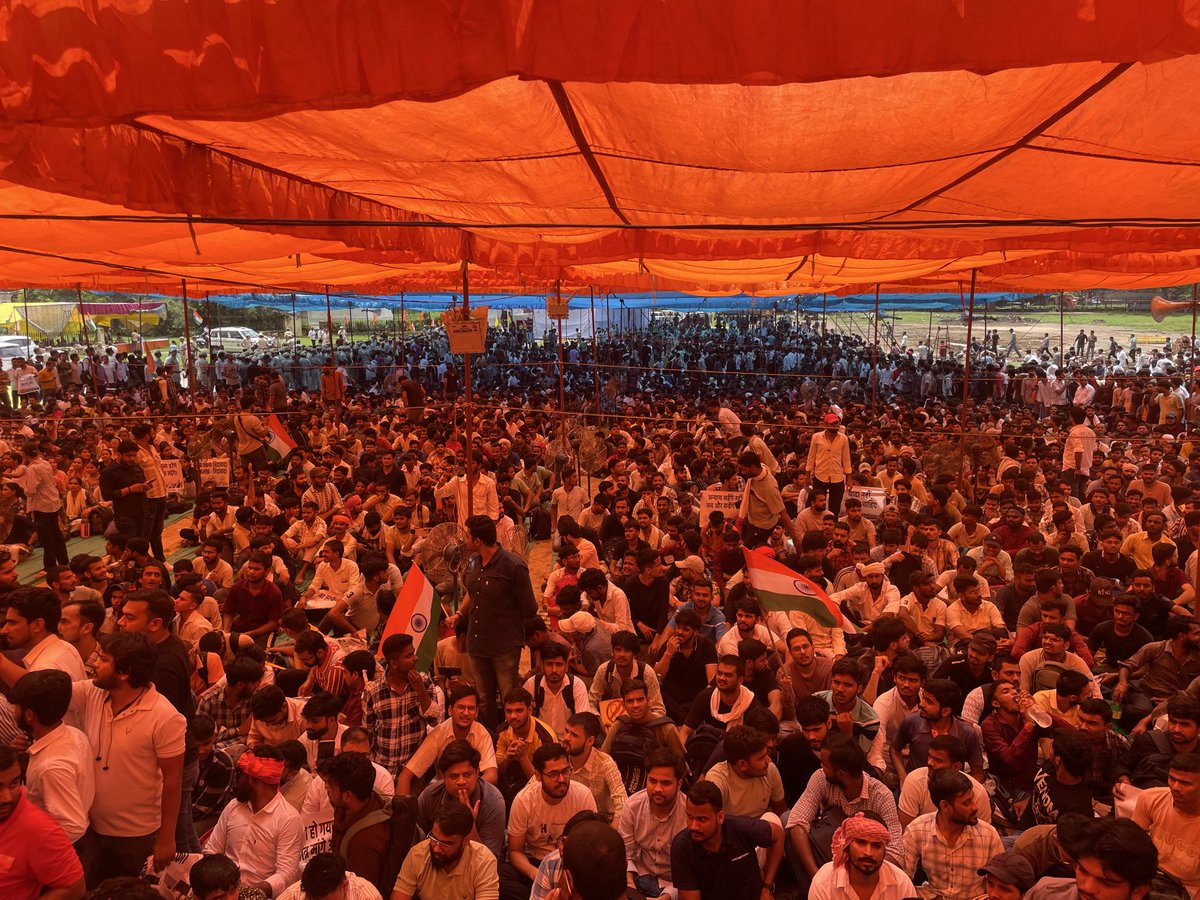 ramvchandel's tweet image. देश को नेताओं की नहीं, नीतियों वाले लीडर्स की ज़रूरत है।
जो देश के लिए जिएं, पार्टी के लिए नहीं। अब वक्त है सिस्टम हिलाने का! 💪🇮🇳 #IndiaDeservesBetter #india #sscreform #UPSC #students #want #change